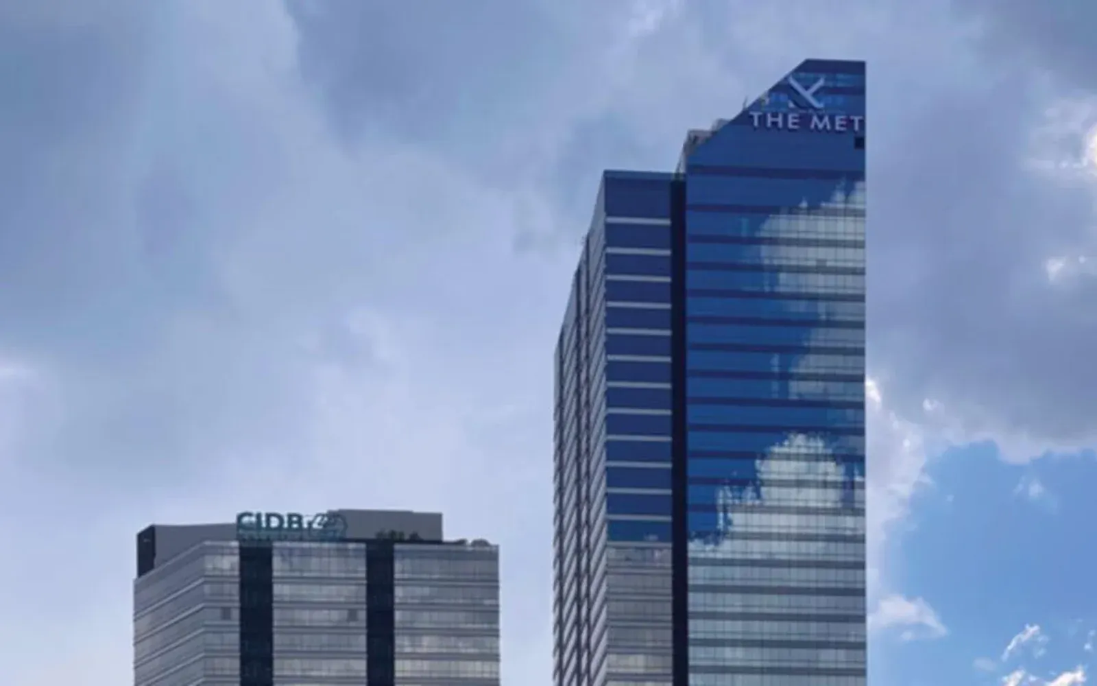 The MET Corporate Towers, Commercial & Industrial